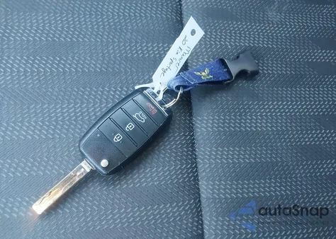 2020 Kia Sportage Lx z USA, uszkodzony, nr VIN KNDPMCAC5L7738739